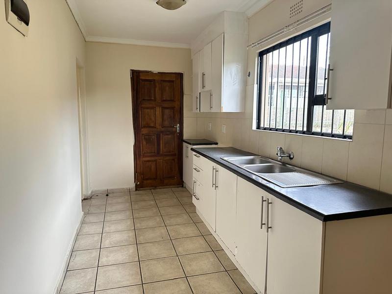 4 Bedroom Property for Sale in Mthata Eastern Cape